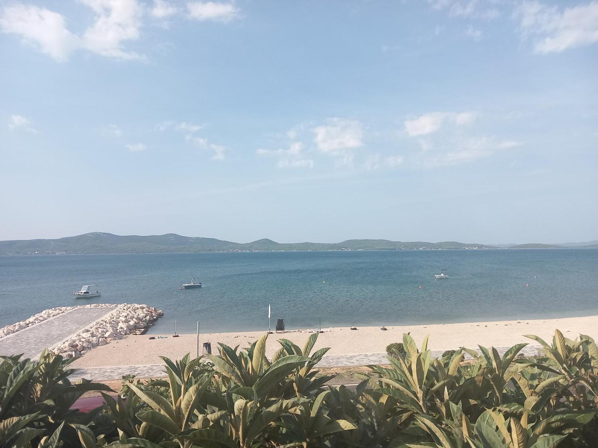 Apartman Zora Sukošan Exterior foto